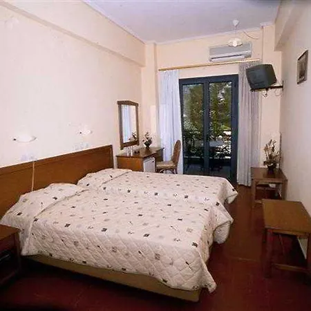 Bakos 3* Loutráki